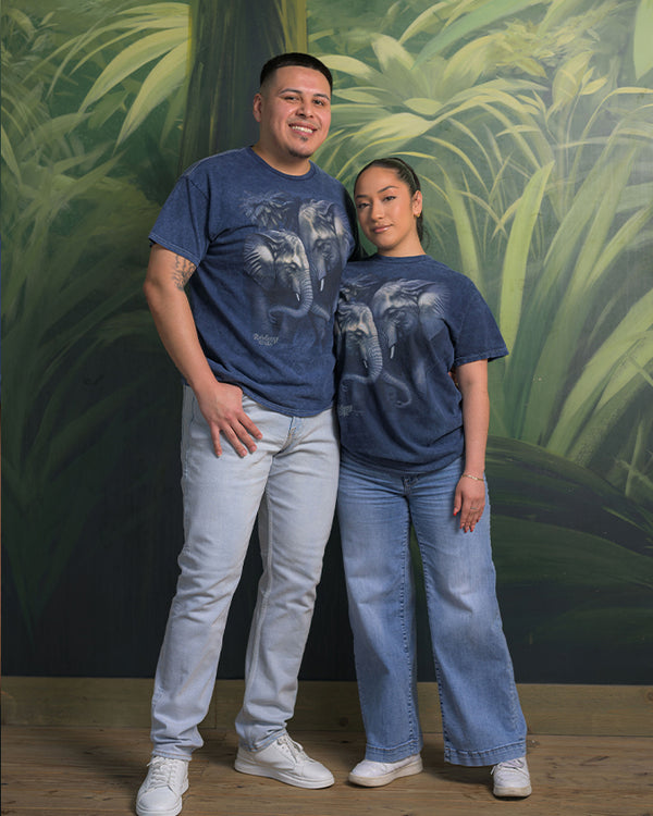 Rainforest Cafe | Elephant Love | Adult Tee